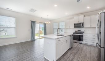 80 Nailsworth St, Angier, NC 27501