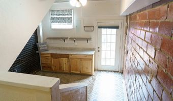117 W Main St, Ash Grove, MO 65604