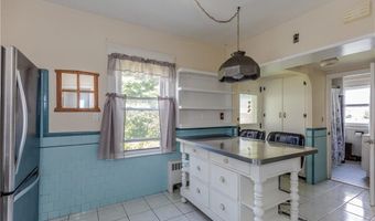 71 Clarence St, Cranston, RI 02910