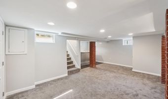 606 DOUGLASS Ave, Rockville, MD 20850