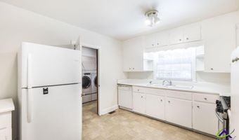 2162 General Winship Dr, Macon, GA 31204