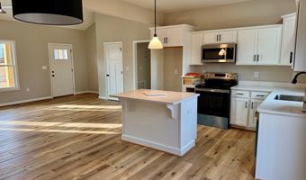 615 Oakleigh Ave, Appomattox, VA 24522