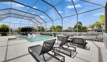 978 SIGNET Dr, Apollo Beach, FL 33572