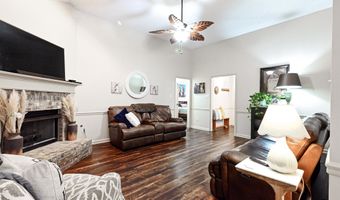 6437 INNISWOOD Dr, Bartlett, TN 38135