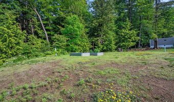 85 Lakewood Dr, Belmont, NH 03220