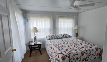 319 DOLPHIN Dr, Berlin, MD 21811