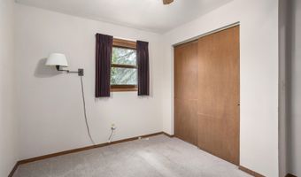 2109 E COLLEGE Ave, Appleton, WI 54915