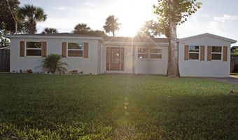 490 MAKO Dr, Atlantic Beach, FL 32233