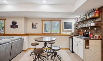 420 Pleasant Crest Cir, Annandale, MN 55302