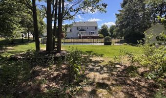 14 Williams St, Barnegat, NJ 08005