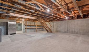 189 Wolf Rock Rd, Exeter, RI 02822