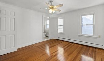 30 Catherine St 3, Bristol, RI 02809