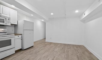 1707 N CAPITOL St NE 1, Washington, DC 20002