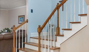 521 East St, Athens, AL 35611