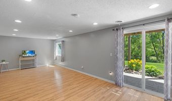 741 Morrison Ave S, Annandale, MN 55302