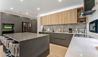 72 Keats Ln, Albrightsville, PA 18210