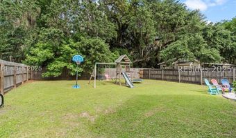 35 Sommer Lake Dr, Beaufort, SC 29902