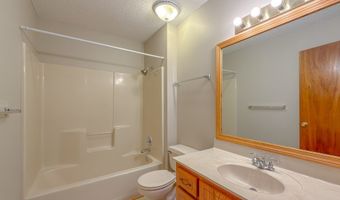 112 River Oaks Dr, Bainbridge, GA 39819