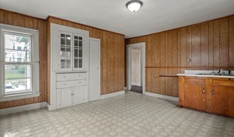 17 Neponset Ave, Boston, MA 02136