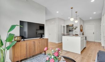 191 Washington St 721, Boston, MA 02135