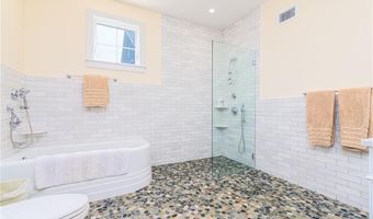 953 Fort Getty Rd, Jamestown, RI 02835