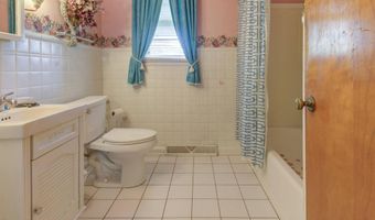 2219 County Highway 107, Amsterdam, NY 12010