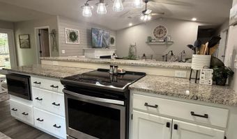 4 Huesca Ln, Hot Springs Village, AR 71909