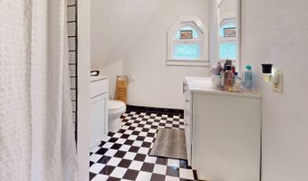 703 S 5th St, McAlester, OK 74501