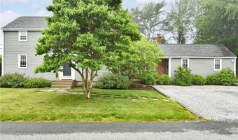 17 Melbourne Dr, Narragansett, RI 02882