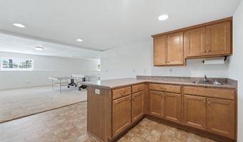 103 MacTavish Ct, Angola, IN 46703