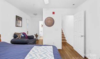 3721 Picasso Ct, Charlotte, NC 28205