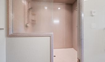 4211 NW Lower Village Rd, Bend, OR 97703