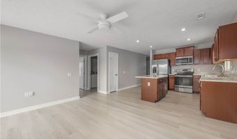 373 Pebble Creek Ct, Amherst, OH 44001