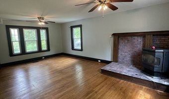14 Wheelwright Rd, Barre, MA 01005