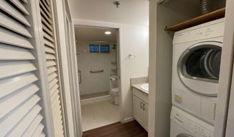 1450 Young St 302, Honolulu, HI 96814