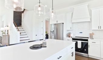 4004 BLACKBERRY Ln, Auburn, AL 36830