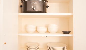 1037 16TH St S, Arlington, VA 22202