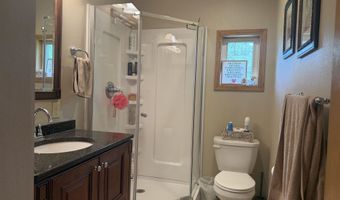 331 S 4th St, Akron, IA 51001
