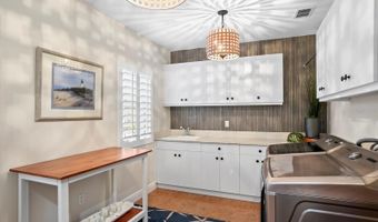 625 BALIBAY Rd, Apollo Beach, FL 33572