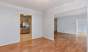 1805 CRYSTAL Dr #913S, Arlington, VA 22202