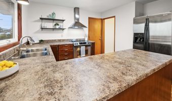 410 Pleasant Ave, Astoria, OR 97103