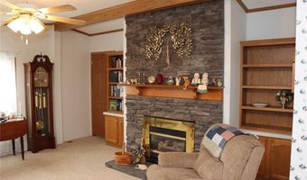 6351 Pebble Brook Ln, Williamson, NY 14589