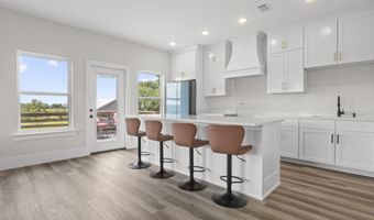 825 Larkspur Ln, Bay St. Louis, MS 39520