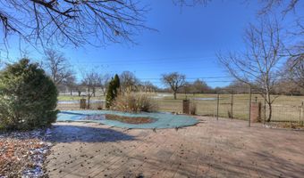 2625 Gaineswood Ave, Baxter Springs, KS 66713