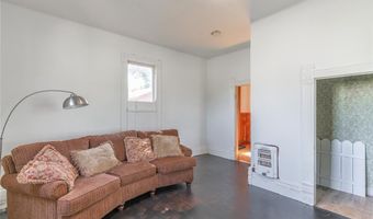 701 S 6th St, Chickasha, OK 73018