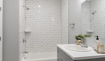 948 N Front St B-4, Allentown, PA 18102