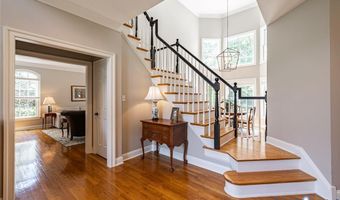 14469 Riverside Dr, Ashland, VA 23005