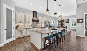 6104 SHADOWLAKE Dr, Apollo Beach, FL 33572