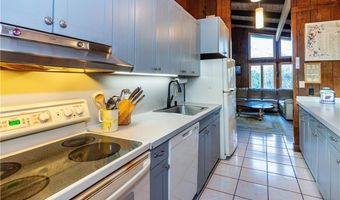 35 Sunset Ave, North Kingstown, RI 02874