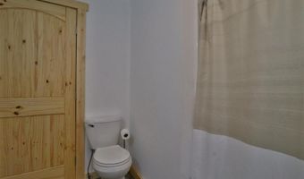 18 Rock Creek Rd, Clark, WY 82435